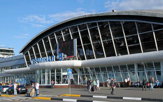 Правоохранители обыскивают аэропорт "Борисполь"