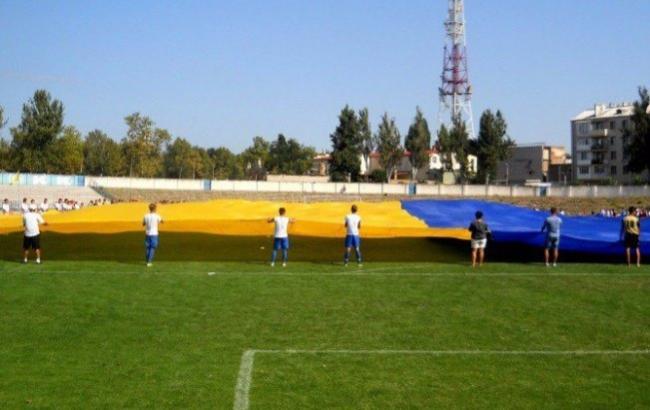 В Херсоне развернули самый большой флаг Украины в мире