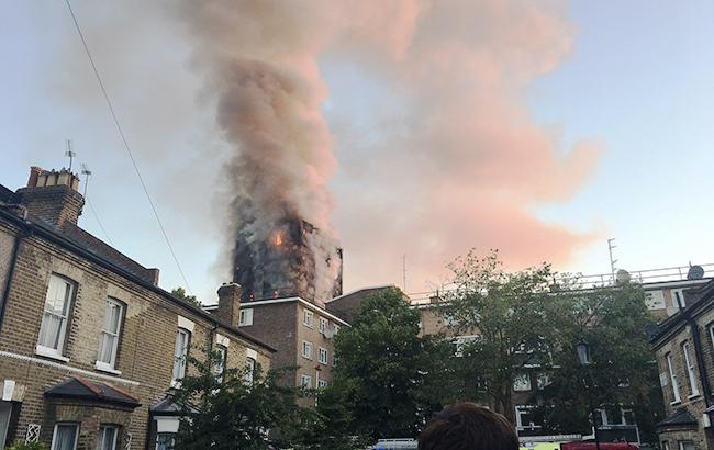Среди погибших в результате пожара в жилом доме в Лондоне нет граждан Украины