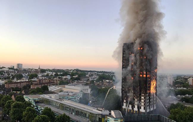 В результаті пожежі в житловому будинку в Лондоні загинули 6 осіб
