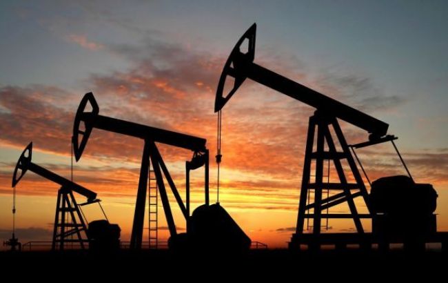 Цена нефти Brent поднялась выше 45 долларов за баррель