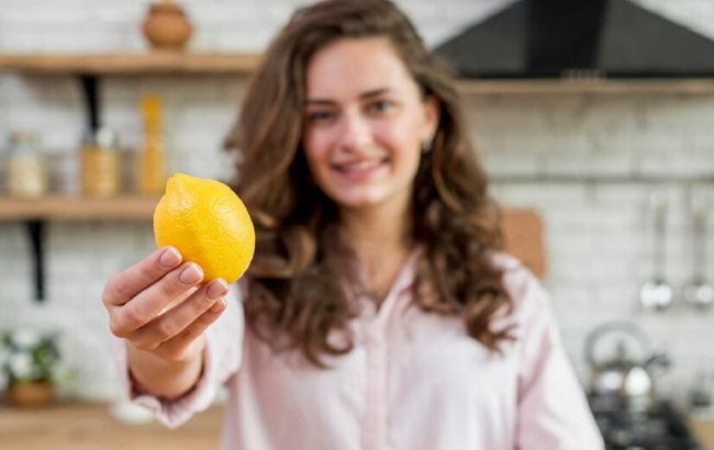 Не тільки для чаю: 18 геніальних способів використання лимона в побуті