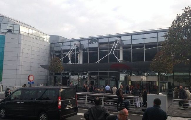В аеропорту Брюсселя сталися два вибухи, є поранені