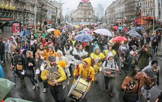 Манифестация против сокращения соцвыплат в Брюсселе