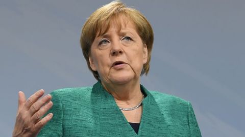 Проти Росії можуть вжити заходів через хакерську атаку на сайт Бундестагу, - Меркель