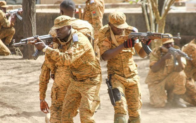 У Буркіна-Фасо в ході нападу на церкву загинули десятки людей