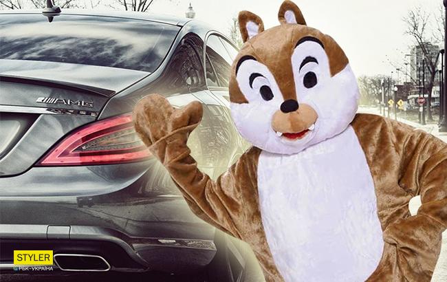 "Бурундукам не дают водительские права": сеть взбудоражило забавное видео с "необычным" водителем