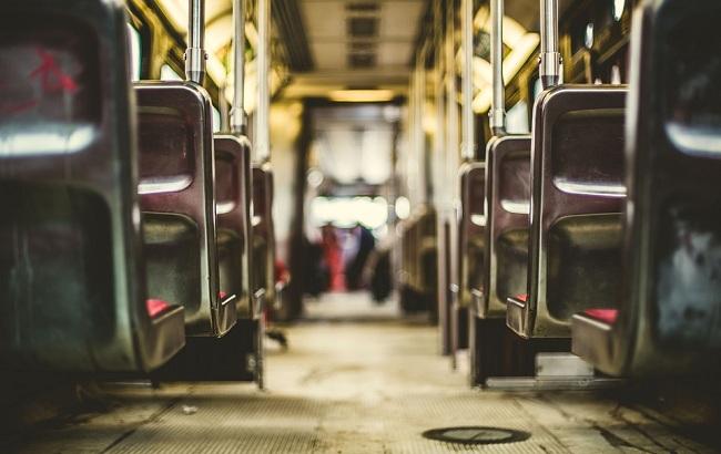 "Гибнет куча народу": в сети показали, как перевозят людей на автобусе с Днепра в Одессу