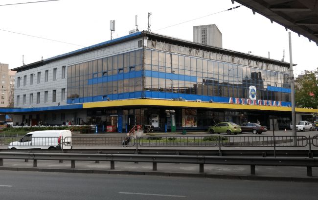 В Киеве отремонтируют Центральный автовокзал: как он будет выглядеть