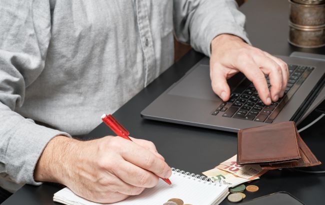 Кто из украинцев может рассчитывать на 13 зарплату