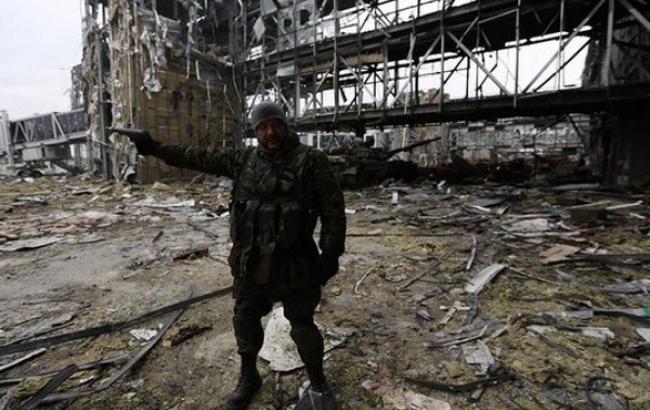 Силы АТО отбили атаку около 100 боевиков на аэропорт Донецка, - ОУН