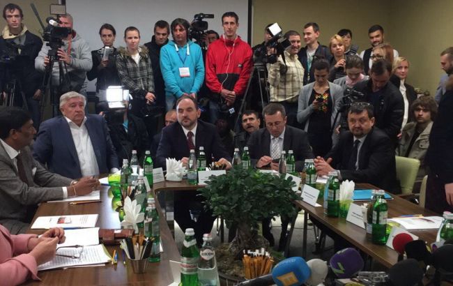 Производители лекарств Украины обсудили с Гройсманом проблемы фармотрасли