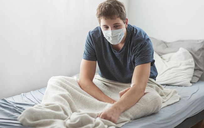 Не потеря нюха и высокая температура: врач назвала самый первый симптом COVID-19