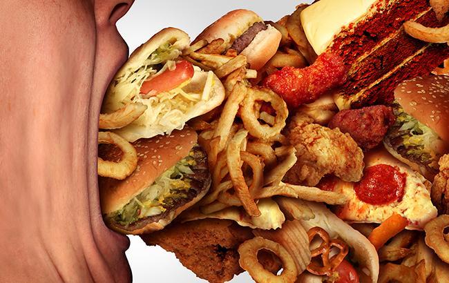 Вкрай небезпечні: названо продукти, які не можна їсти і купувати