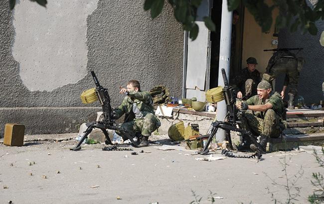 Накануне Дня Независимости боевики на Донбассе усилили контроль за общественными местами, - ГУР