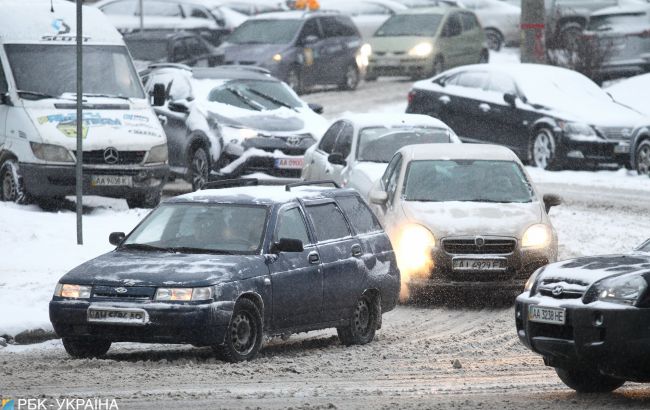 У Києві затори: на яких вулицях і мостах ускладнено рух