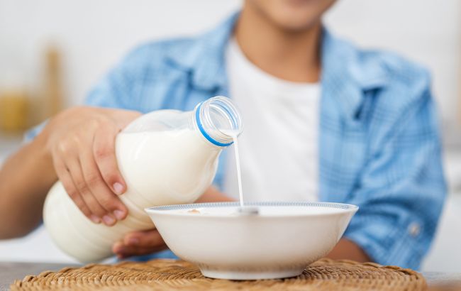 Названий самий шкідливий молочний напій для дітей: виключіть його з меню назавжди