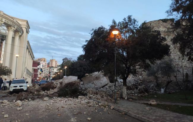 Число жертв землетрусу в Албанії досягло 16