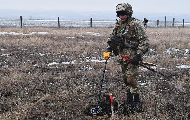 С начала боевых действий на Донбассе саперы разминировали почти 4 тыс. га территории