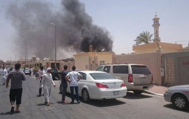 В Кувейте взорвали шиитскую мечеть, погибли около 23 человек