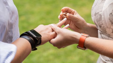 В Швейцарії схвалили закон про одностатеві шлюби