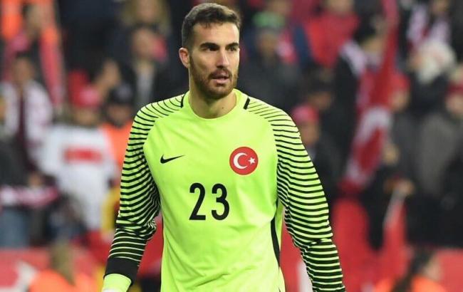 Збірна Туреччини втратила воротаря напередодні матчу з Україною