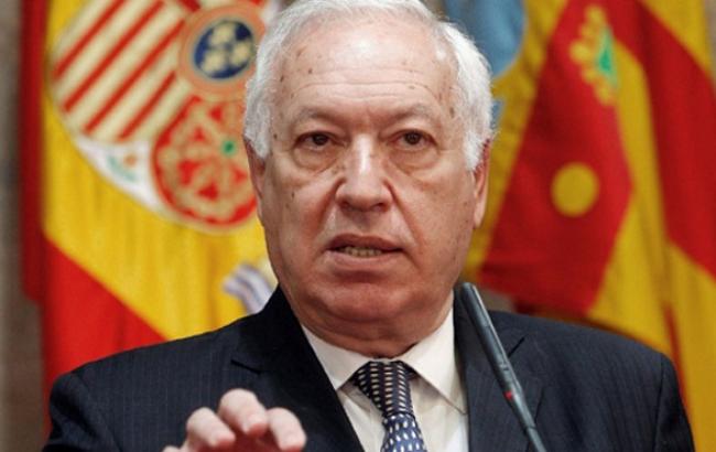 Глава МИД Испании предложил отложить санкции против России
