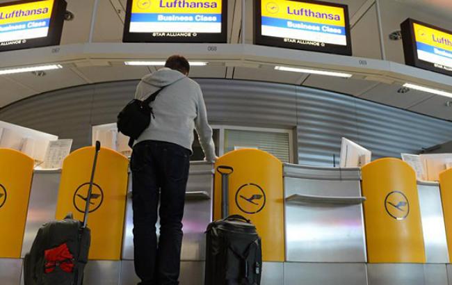 Из-за забастовки пилотов Lufthansa отменены 1350 рейсов