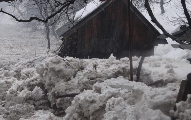 Негода в Україні: у Закарпатті залишається підтоплено 13 дворогосподарств