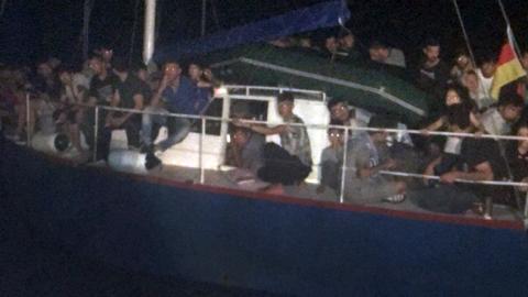 В Італії затримали українську яхту із 70 нелегалами