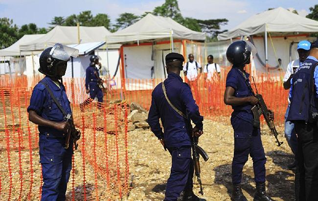 У Конго розгромили центр для ймовірно заражених Еболою