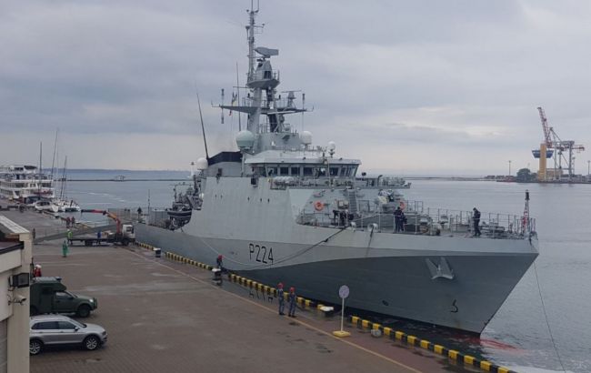 У порт Одеси зайшов військовий корабель Великобританії Trent