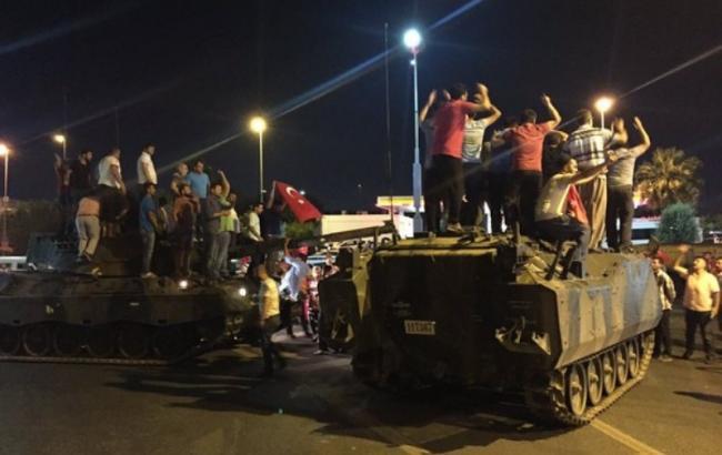 В Турции арестовали 86 человек, подозреваемых в военном перевороте в 2016