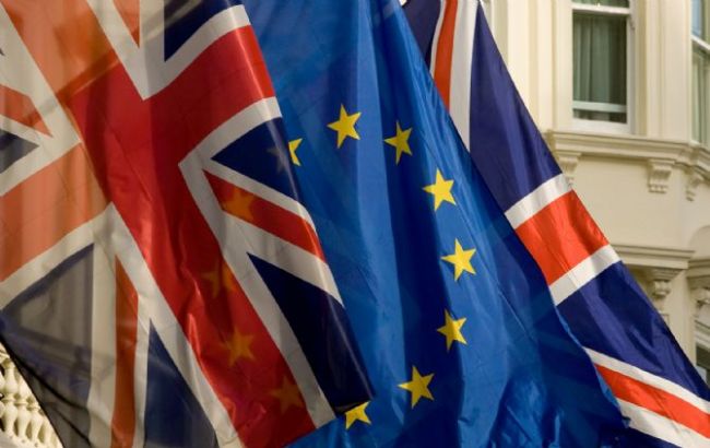 Опрос: 51% британцев выступают против выхода из ЕС