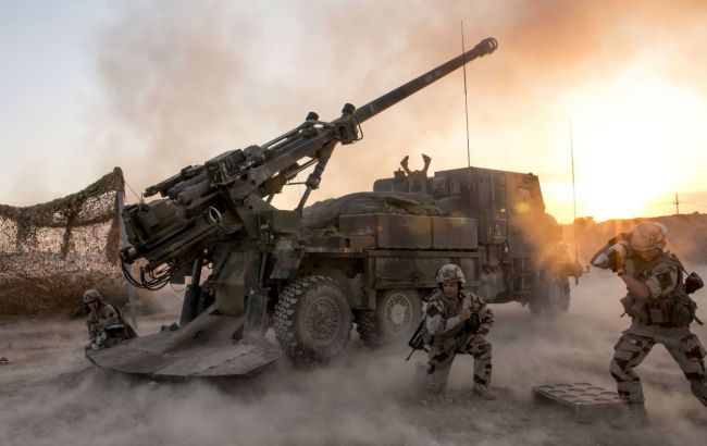 ВСУ впервые показали, как самоходные гаубицы Caesar бьют врага в Украине