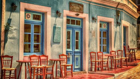 Греция открывает сезон: когда стоит покупать путевки в страну