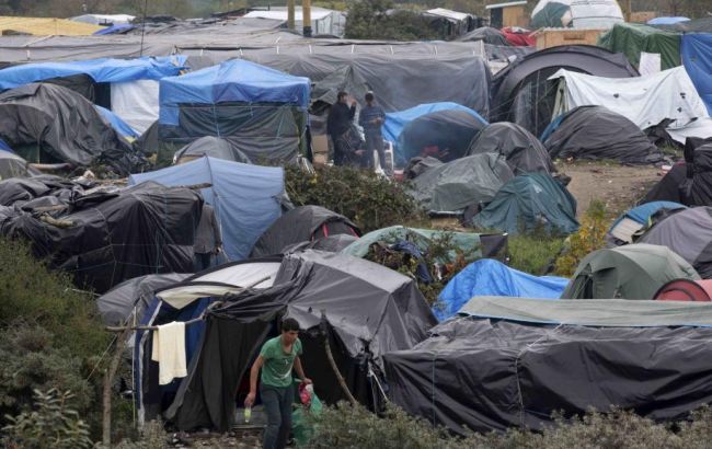 Во Франции завершили снос лагеря для беженцев в Кале