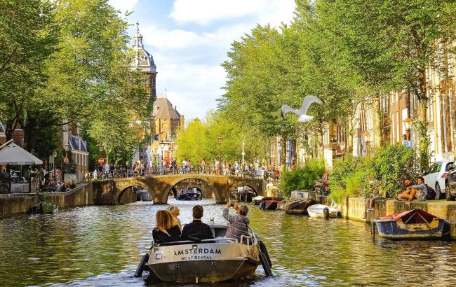 Моральный облик Амстердама. В городе кардинально изменят формат туризма