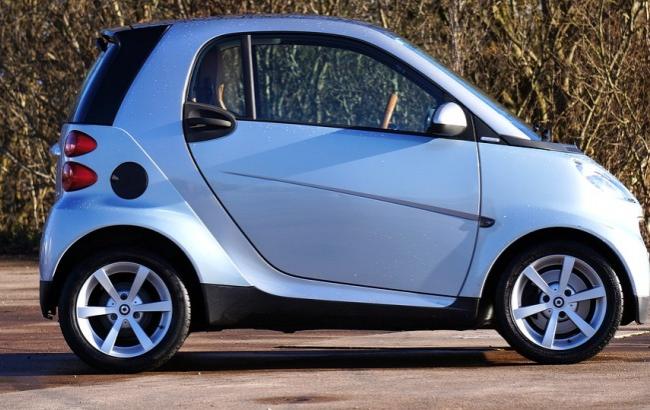 У Києві дитяче крісло встановили в багажнику автомобіля