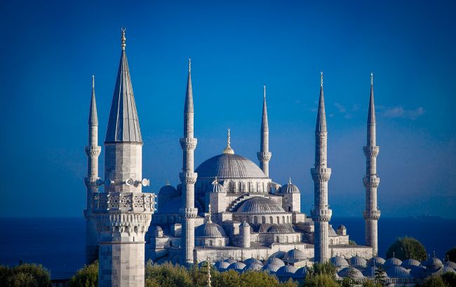 Святині, античне місто та східні ринки: кращі екскурсії, які варто відвідати в Туреччині
