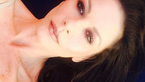 Розкішна жінка: 50-річна Кетрін Зета-Джонс вразила молодістю на пляжному фото