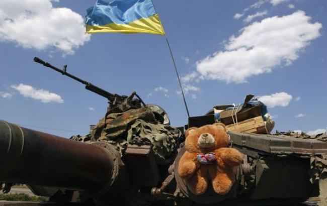 США выделили по 4,5 тыс. грн помощи 345 семьям, пострадавшим из-за боев в Луганской обл., - ОГА