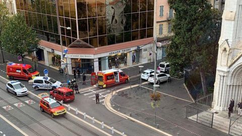 У Ніцці невідомий напав з ножем на людей біля церкви, є жертви