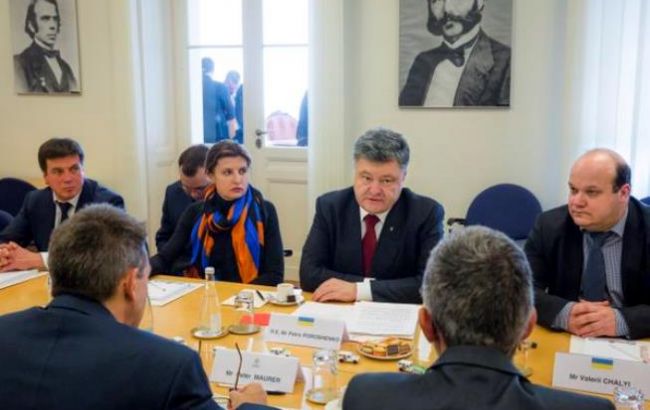 Порошенко призвал главу Красного Креста усилить работу по освобождению Савченко