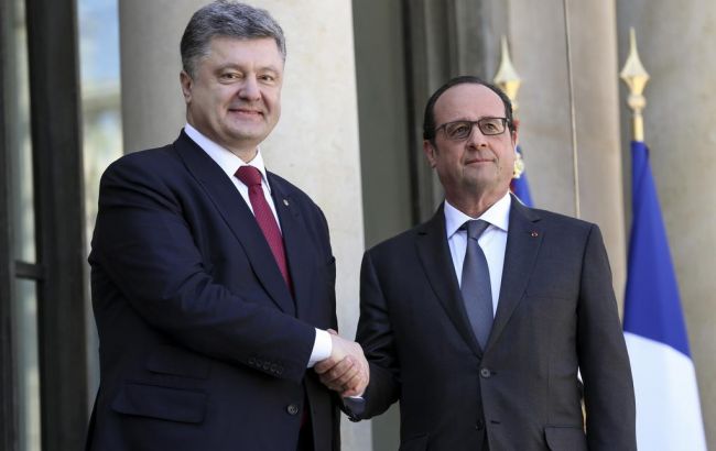 Олланд наполягає на повному введення в дію мінських угод