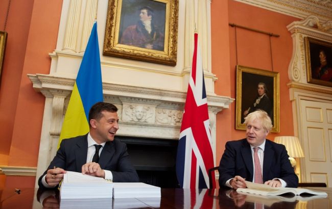 Украина и Британия договорились о работе над облегчением визовых условий