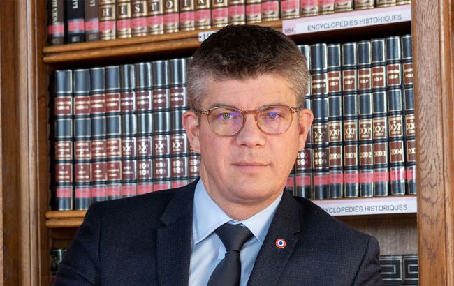 Французькі сенатори закликали терміново збільшити поставки дронів і артилерії для ЗСУ