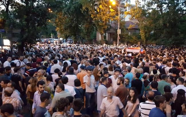 Тарифний майдан в Єревані: огляд подій 25 червня