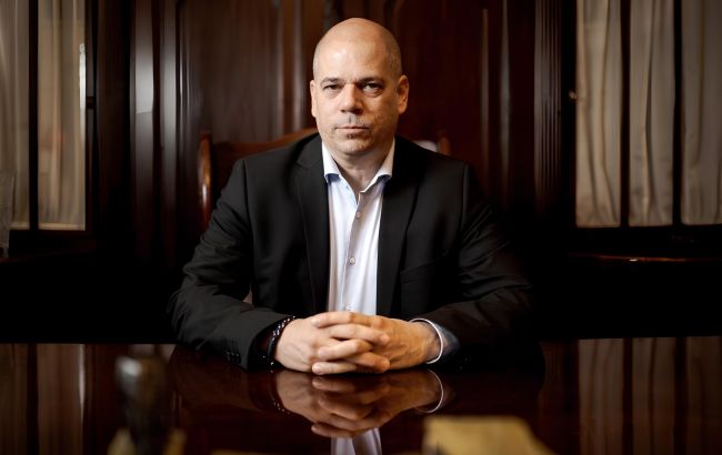 Перший угорський топ-чиновник піде у відставку після справи Ощадбанку