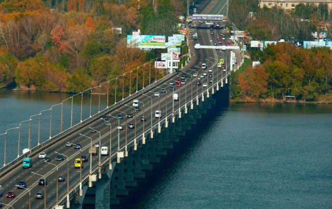 Прокуратура відкрила справу через ремонт мосту в Дніпрі
